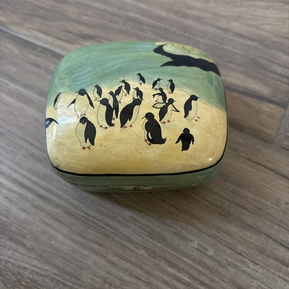 Vintage Paper Mache Trinket Box Blue White Penguins